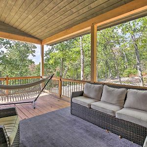 The Glabin Garrison Gem With Deck And Fire Pit! Villa Exterior photo