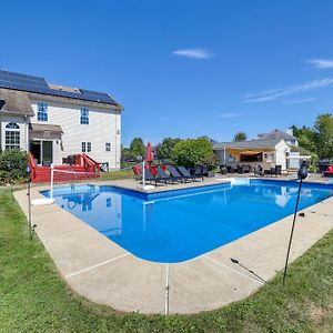 Spacious Retreat In Frenchtown With Deck And Fire Pit Villa Stockton Exterior photo