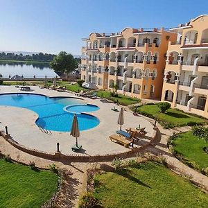 Beautiful Nile Front Apartment Luxor Exterior photo