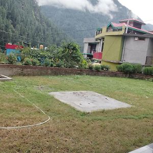 Dog N Hill Hotel Kasol Exterior photo