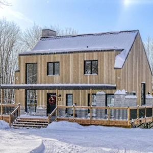 Kanata Tremblant Modern Rustic Chalet Private Spa Villa Saint-Remi-d'Amherst Exterior photo