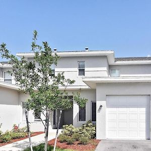 Modern Townhouse Close To Beaches Villa Fort Myers Exterior photo