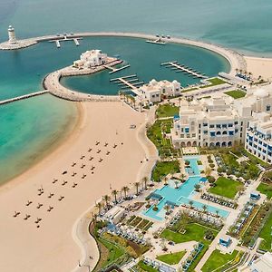 Hilton Salwa Beach Resort And Villas Abu Samra Exterior photo