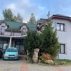 Mysliwskie Smaki U Tadka Bed & Breakfast Czeczewo Exterior photo