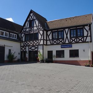 Gaestehaus Strieth Hotel Oestrich-Winkel Exterior photo