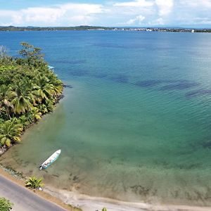 Somewhere Hotel Bocas del Toro Exterior photo