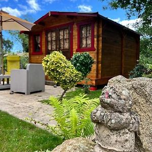 Chalet Dans Notre Jardin Villa Parigne Exterior photo