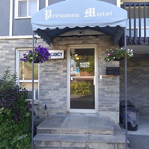 Princess Motel Bobcaygeon Exterior photo