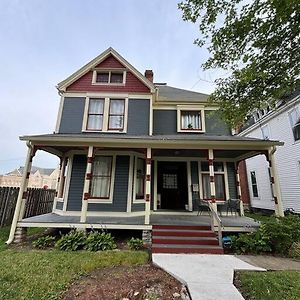 Eighty Three-Historic Downtown Apartment Chillicothe Exterior photo