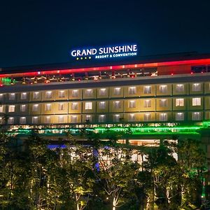 Grand Sunshine Resort & Convention Bandung Exterior photo