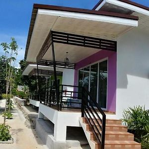 Thip Buri Riverside Hotel Sichon Exterior photo