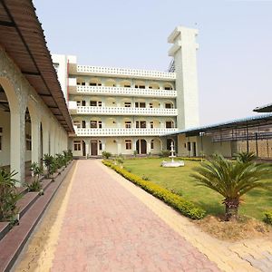 Hotel O Radhika Resort Kota  Exterior photo