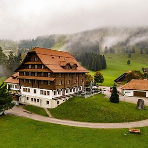 Kurhaus Heiligkreuz Hotel Exterior photo