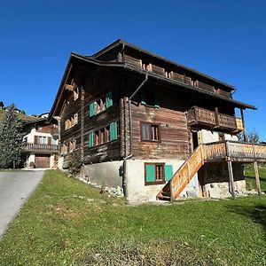 Casa Vanellus / Vignogn / Val Lumnezia / Near Laax Villa Exterior photo