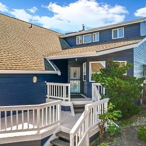 Sandy Point 6 Beds 3 Baths Beach House With Amazing Views Villa Ferndale Exterior photo