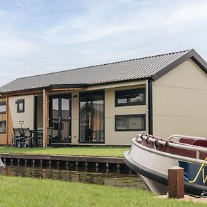 Nice And Cosy Chalet With Ac And Sloop Villa Giethoorn Exterior photo