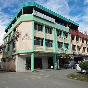 Hotel Perdana Lawas Exterior photo