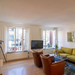 Centre Hilversum, 20 minutes train to Amsterdam Apartment Exterior photo