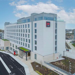 Radisson Red Galway Hotel Exterior photo