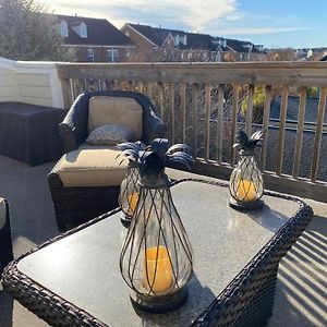 Cozy Townhome With Luxury Feelings Frederick Exterior photo