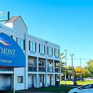 Baymont Inn And Suites By Wyndham Columbus / Near Osu Exterior photo