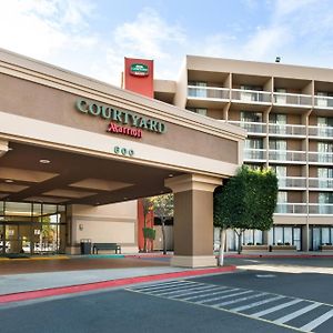 Courtyard By Marriott Oxnard/Ventura Hotel Exterior photo