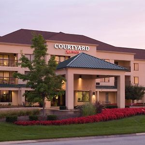 Courtyard By Marriott Kokomo Hotel Exterior photo