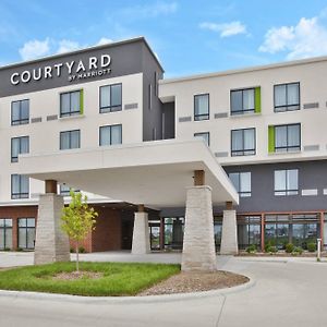 Courtyard By Marriott St. Joseph-Benton Harbor Hotel Exterior photo