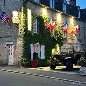 Auberge Le John Steele Sainte-Mere-Eglise Exterior photo