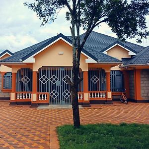 Muringa Villa Nyeri Exterior photo