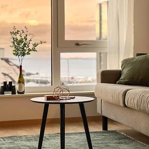 Nordic Style City Apartment With Sunny Marina Views Bodo Exterior photo