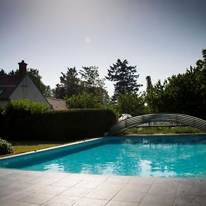 Gite Val De Loire Avec Piscine Chauffee, Tennis, Wifi, Bbq - Fr-1-590-125 Villa Sigloy Exterior photo