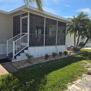 Beach Getaway Villa Fort Myers Exterior photo