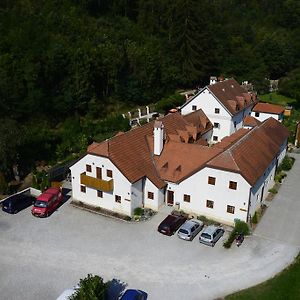 Pension Kadlcuv Mlyn Hotel Brno Exterior photo