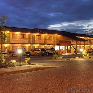 Chestnut Tree Inn Portland Mall 205 Exterior photo