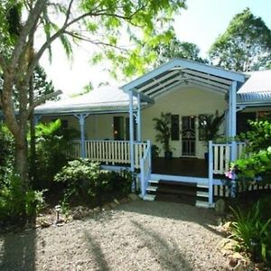 Noosa Country House Hotel Doonan Exterior photo