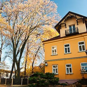 Hotel Praha Potstejn Exterior photo