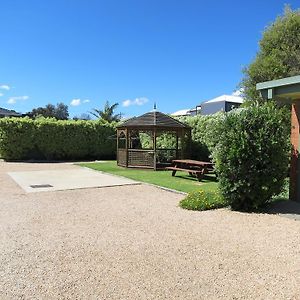 Shifting Sands Motel Lakes Entrance Exterior photo