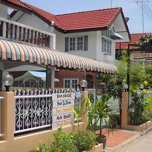 Srikrung Guesthouse Phra Nakhon Si Ayutthaya Exterior photo