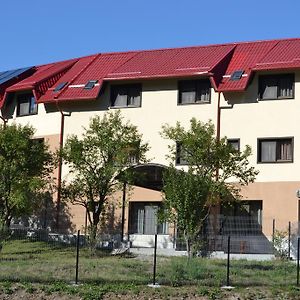 Pensiunea Cristian Covasna Hotel Exterior photo