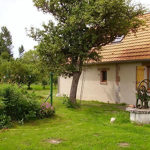 Au Grand Pre Bed & Breakfast Theillay Exterior photo