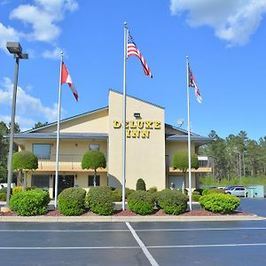 Deluxe Inn - Fayetteville I-95 Exterior photo