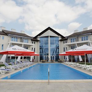 Porto Riva Hotel Zaporizhia Exterior photo