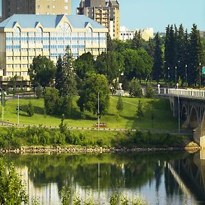 Park Town Hotel Saskatoon Exterior photo