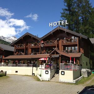 Hotel Garni Alpenhof Oberwald Exterior photo