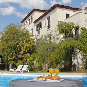 Hotel El Castell Sant Boi de Llobregat Exterior photo