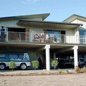 Tiki Lodge Backpackers Taupo Exterior photo