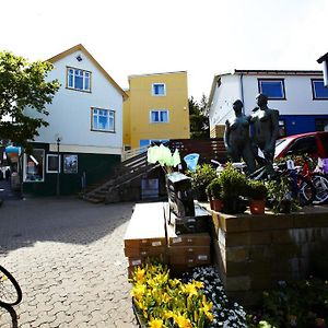 62N Guesthouse - City Center Torshavn Exterior photo