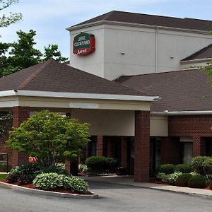 Courtyard By Marriott New Haven Orange Hotel Exterior photo