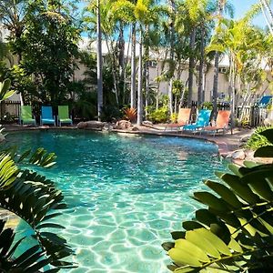 The Beach Motel Hervey Bay Exterior photo